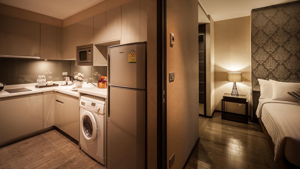 Arcadia Residence Ploenchit By Compass Hospitality Bangkok Zimmer foto