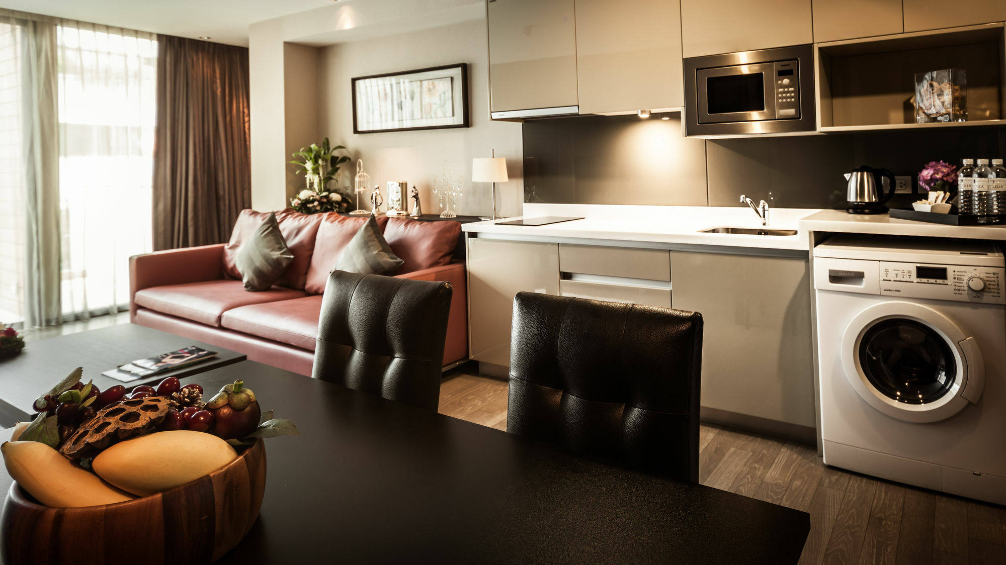 Arcadia Residence Ploenchit By Compass Hospitality Bangkok Exterior foto