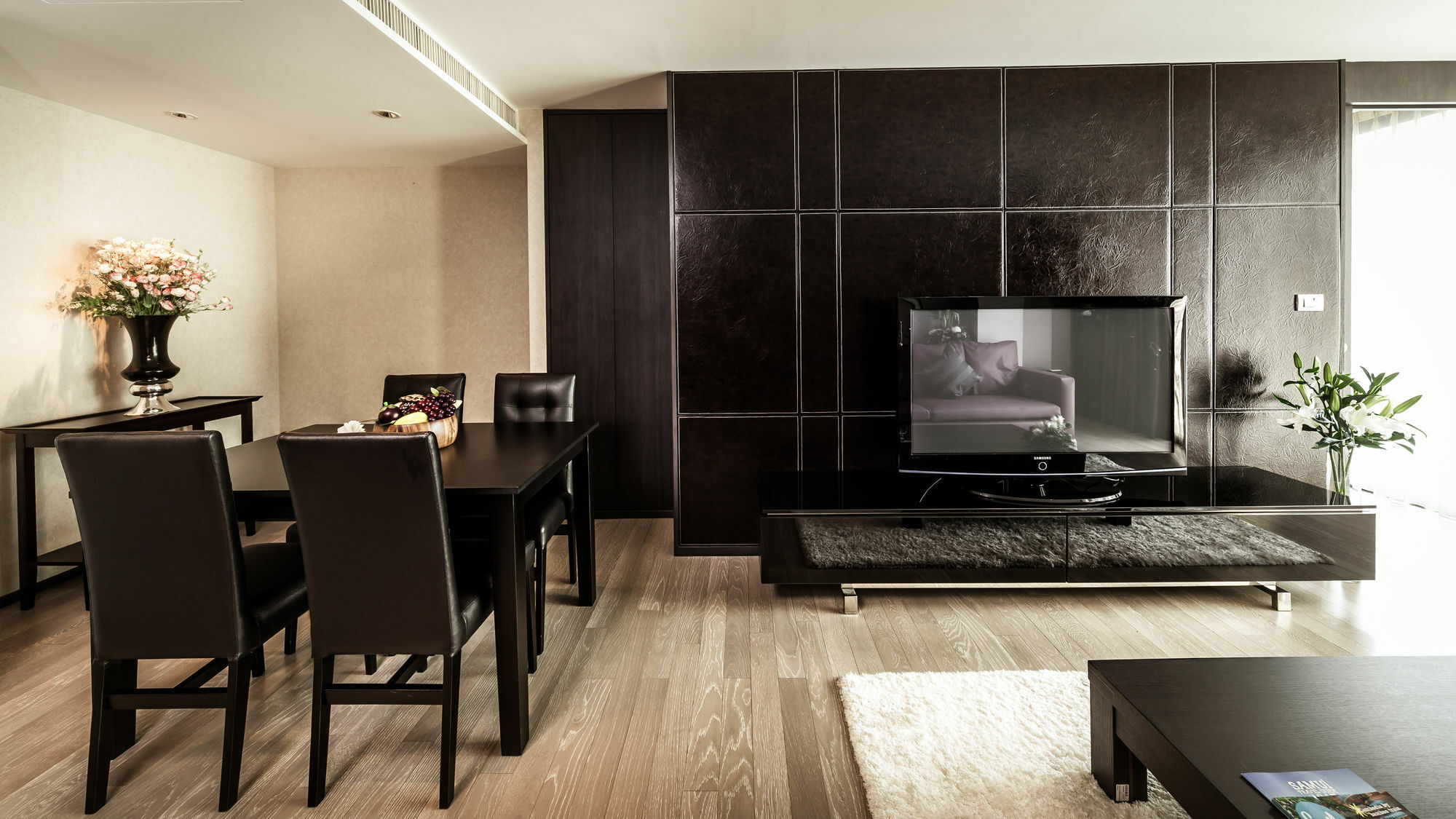 Arcadia Residence Ploenchit By Compass Hospitality Bangkok Exterior foto