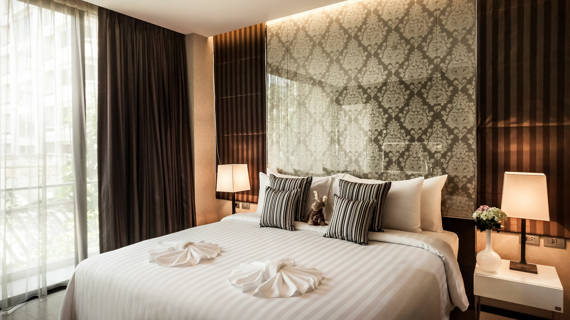 Arcadia Residence Ploenchit By Compass Hospitality Bangkok Exterior foto